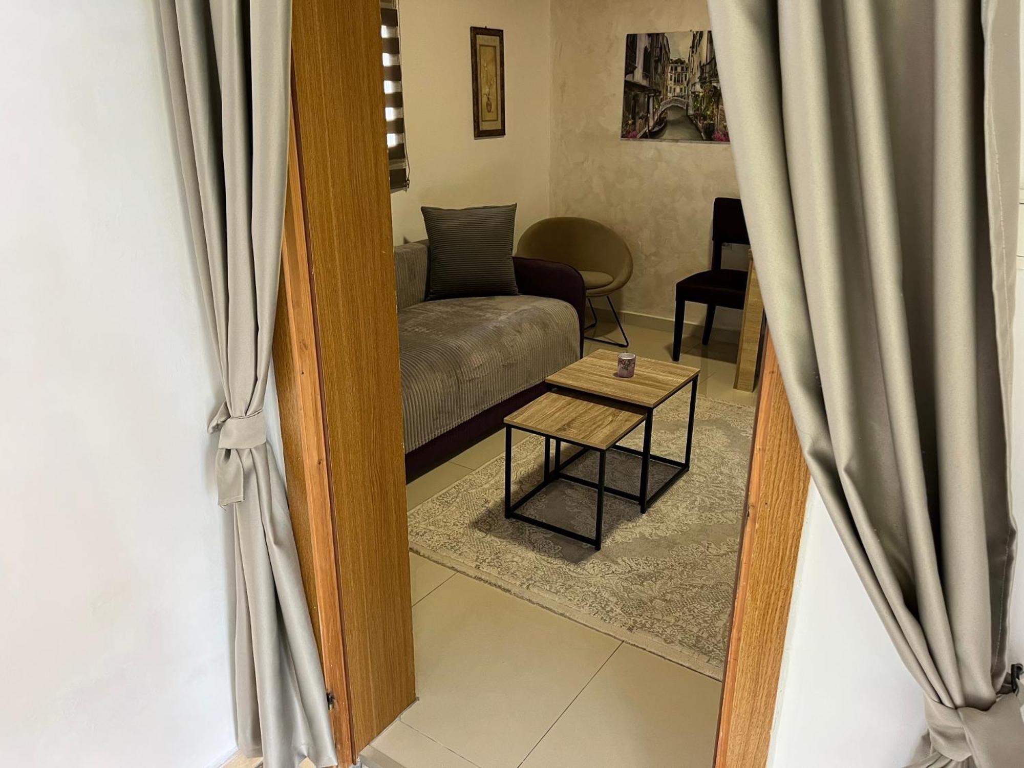 Apartment Helena Airport Podgoriçe Dış mekan fotoğraf